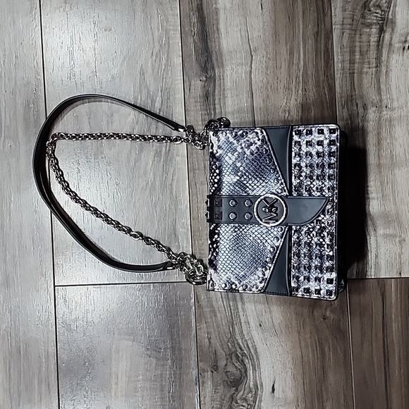 Michael kors MK Greenwich conv crossbody leather silver studs - Picture 5 of 7